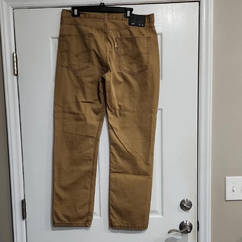 Men's Levi's 514 36 X 32 Excellent Condition